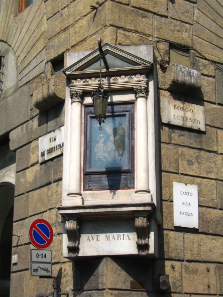 florence-corner-ave-maria-travelnerdplans