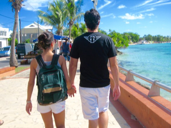 guadeloupe sainte anne beach 2 travelnerdplans