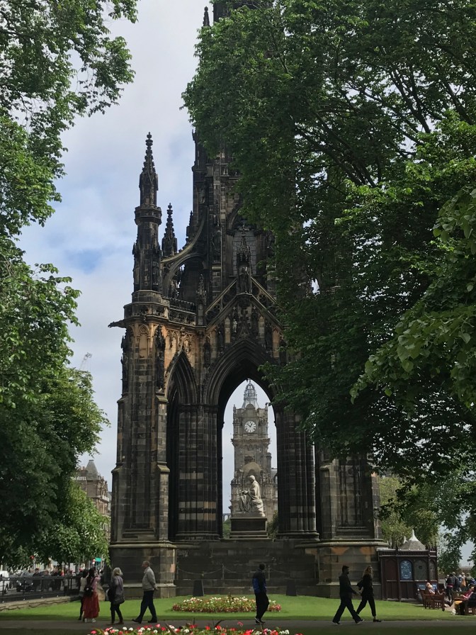 scott monument